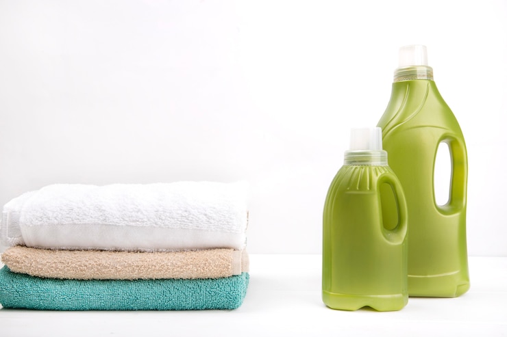 تصویر 1 از مایع لباسشویی با کف کم برای شستشوی کنترل شده و محافظت از الیاف